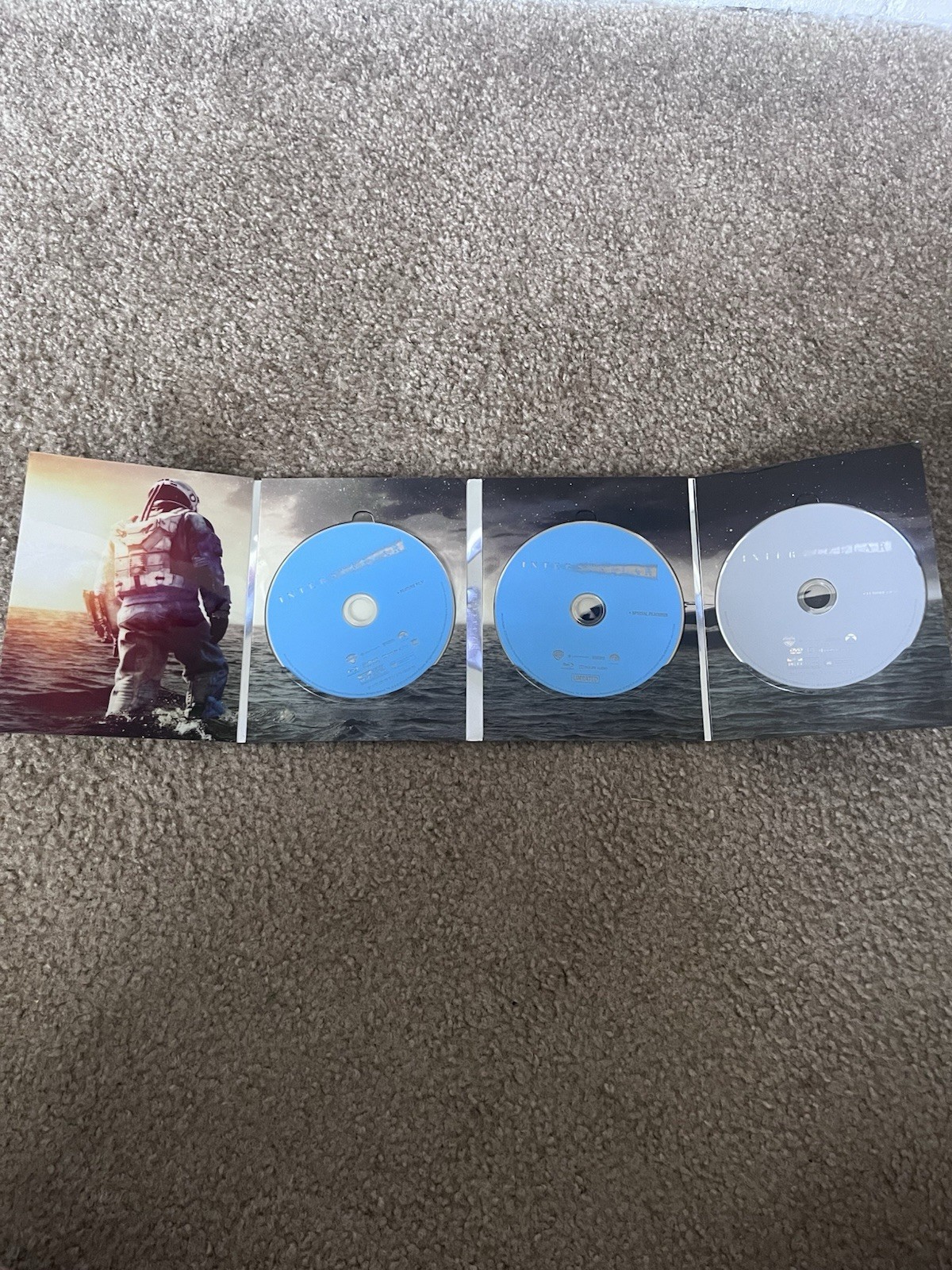 INTERSTELLAR COLLECTIBLE EDITION BLU-RAY & DVD W/EXTRAS