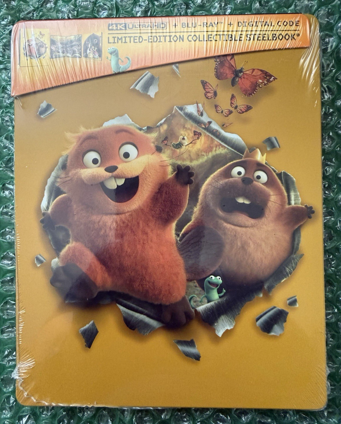 HOPPERS (4K UHD + BLU-RAY + DIGITAL* – LIMITED EDITION STEELBOOK)