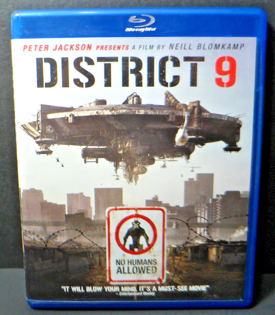 District 9 (Blu-ray 2009 WS) Sharlto Copley, Vanessa Haywood, Jason Cope – VG